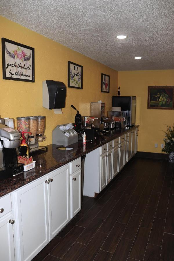 Chaparral Motel Hallettsville 외부 사진